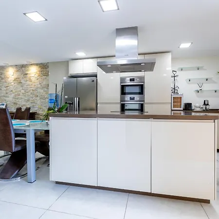 Townhouse In Fanabe Area * Costa Adeje (Tenerife)